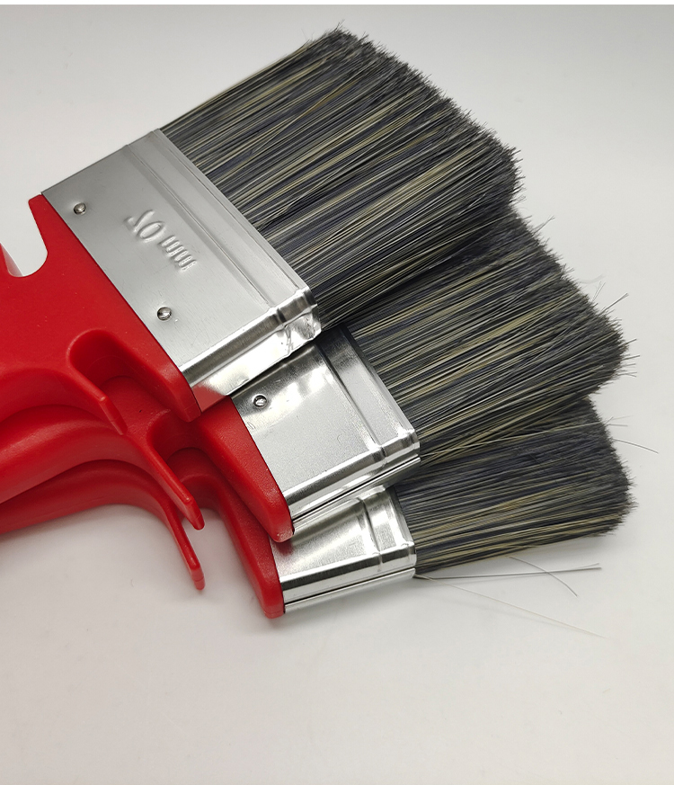 Paint brush with red plastic handle(图3)