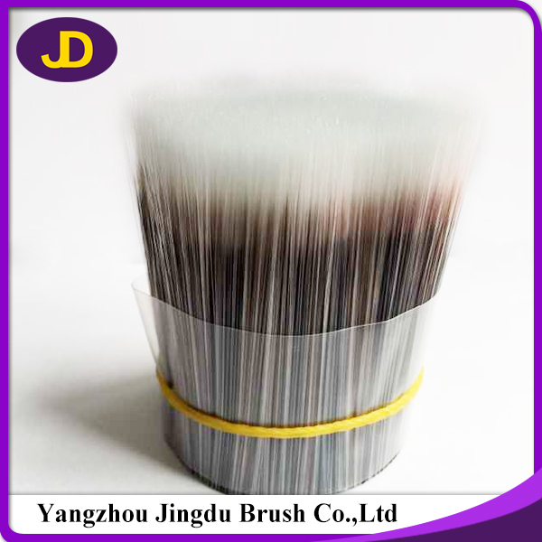 Selecting the appropriate brush material is crucial for achieving the desired results in your painting project(图2)